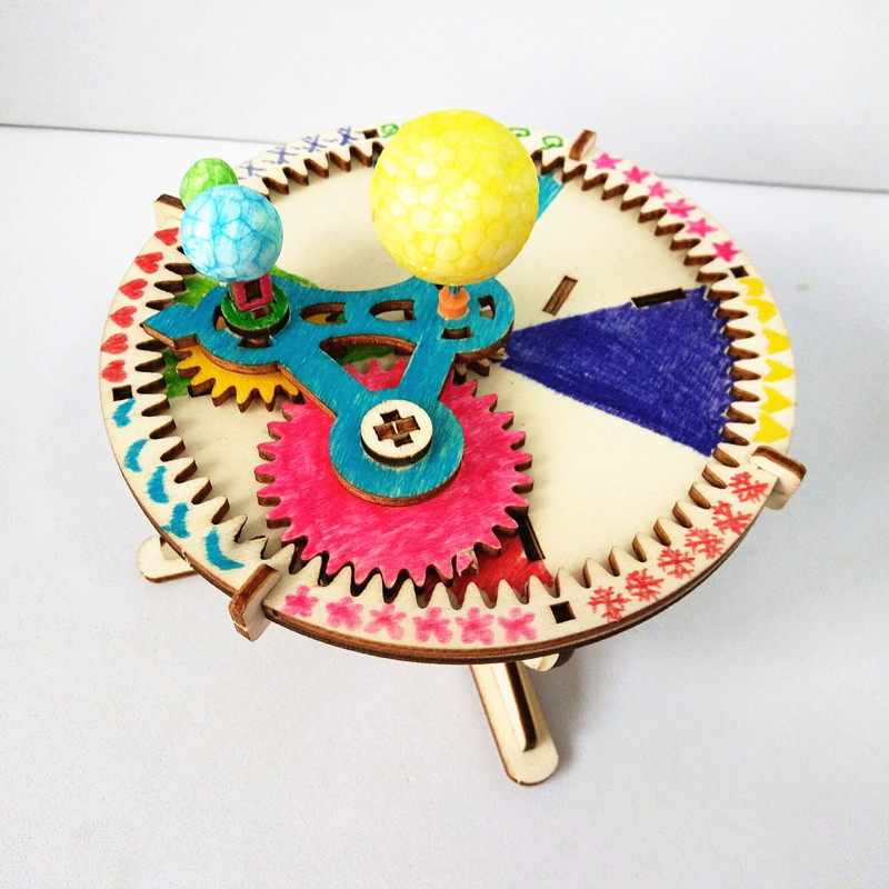 Solar System Astronomy Sun Ear - Woodworking Kits For Kids recensione e prezzo