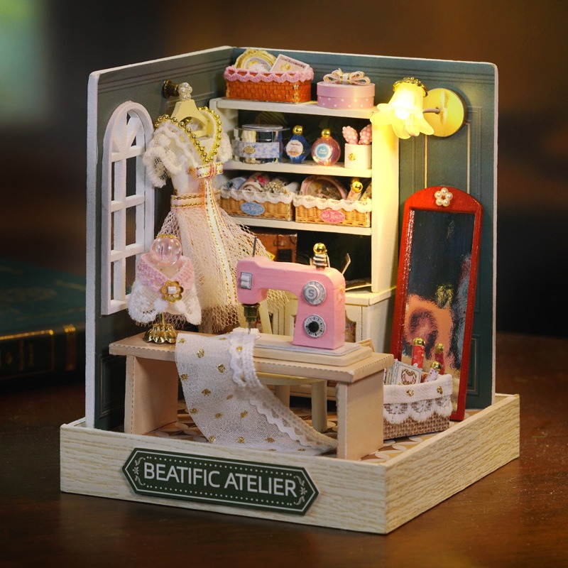 Mini Dollhouse Kit Sakura Stre - Woodworking Kits For Kids recensione e prezzo