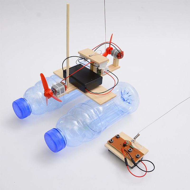 Wooden RC Boat Kid Toys Assemb - Woodworking Kits For Kids recensione e prezzo