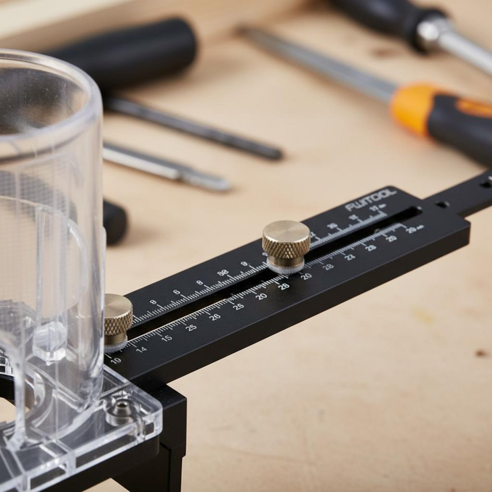Router Circle Cutting Jig Mult - Woodworking Router recensione e prezzo